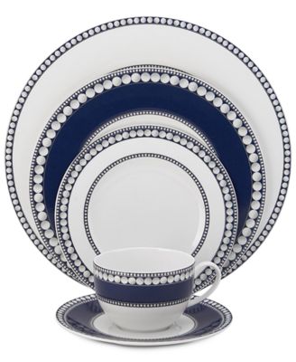 Mikasa - Bone China 5-Pc. Akoya Cobalt Place Setting