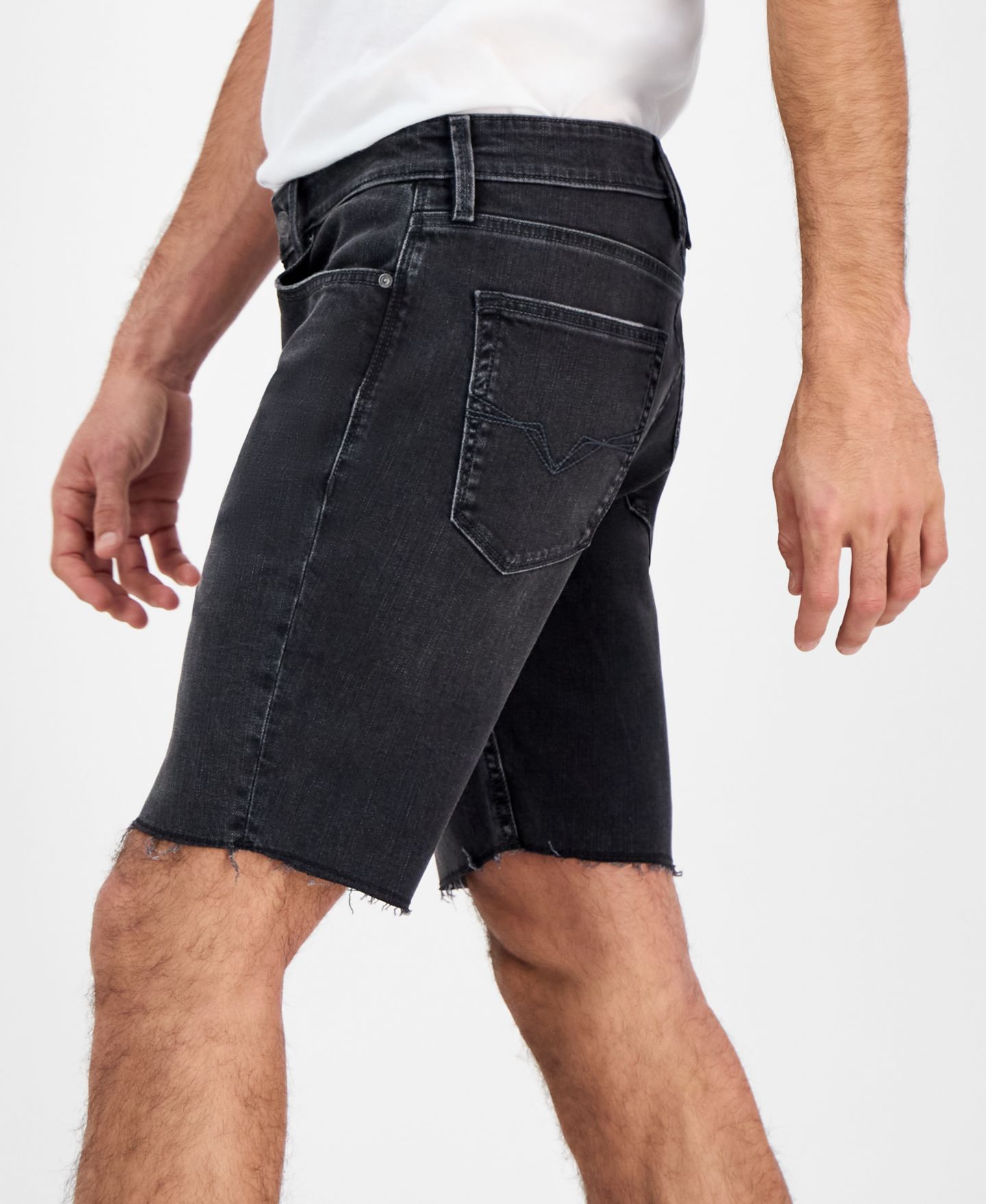 Мужские шорты GUESS Logan Slim Fit Denim Raw Edge 9" Shorts, цвет: Blackwell — фото 2