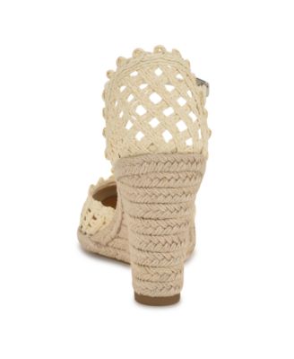 Women's Mckinly Closed Toe Dress Wedge Pumps