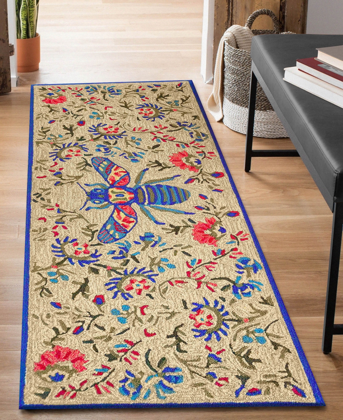 Liora Manne Frontporch Flora Bee Runner Area Rug, 2' X 5' In Multi
