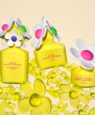 【最終セール】DAISY LOVE MARC JACOBS GLOW 50ml Marc Jacobs Daisy Love Glow Limited Edition, 1.6 oz. - Macy's
