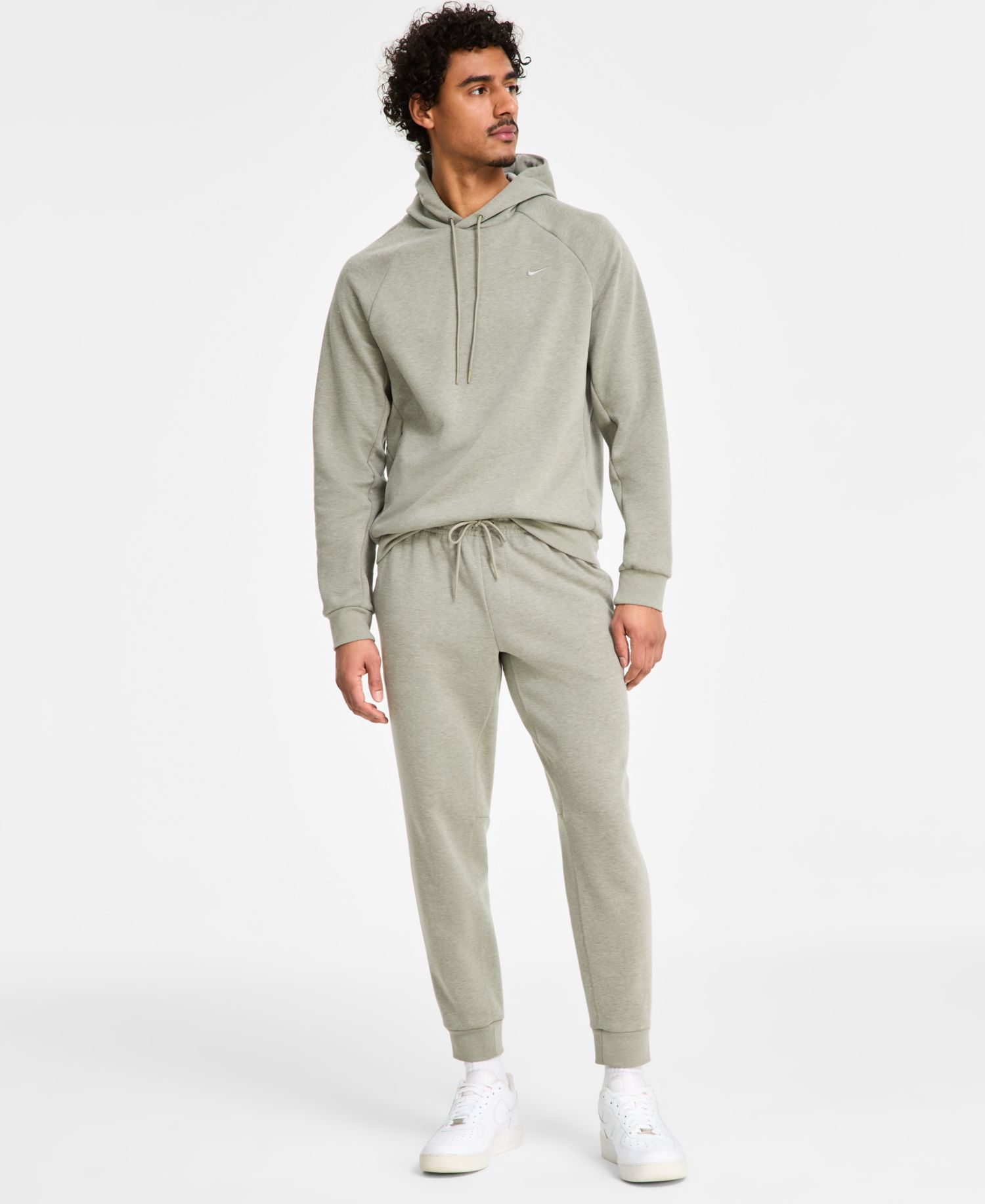 Men's Primary Dri-FIT UV Versatile Joggers