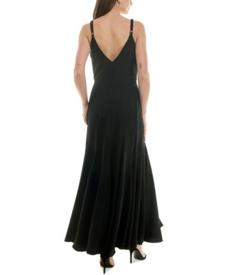 Women's Embellished Flower V-Neck Sleeveless Gown