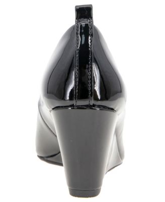 Women's Elinor Mid Wedge Pumps