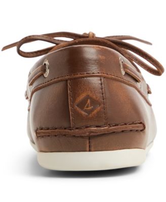 Women's Slim Lace-Up Boat Shoes