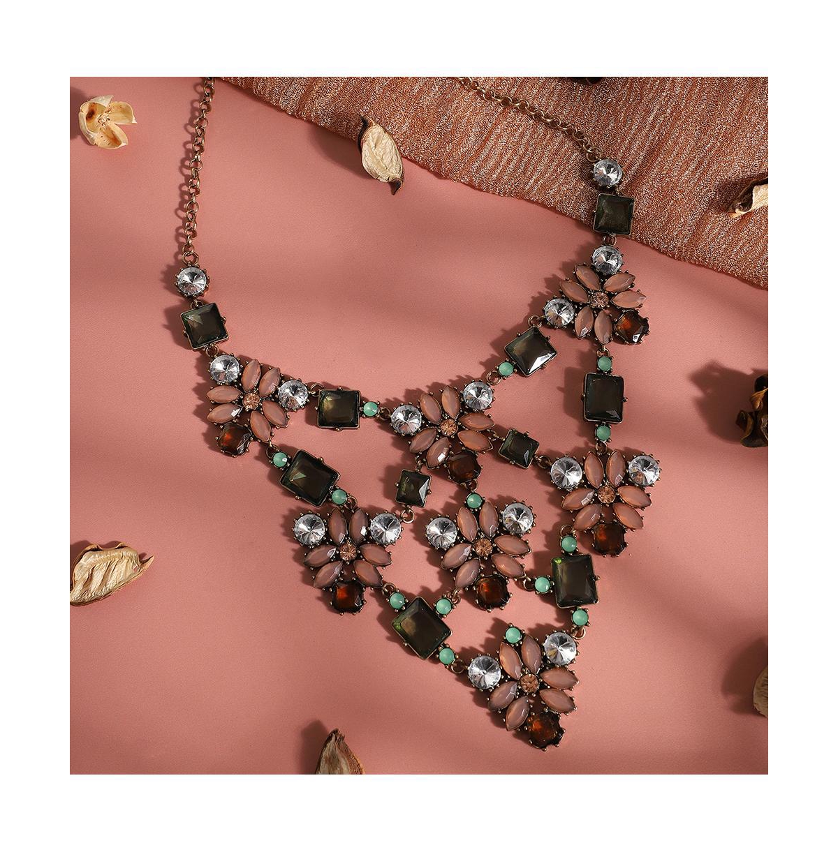 Sohi Party Stone Statement Necklace In Green