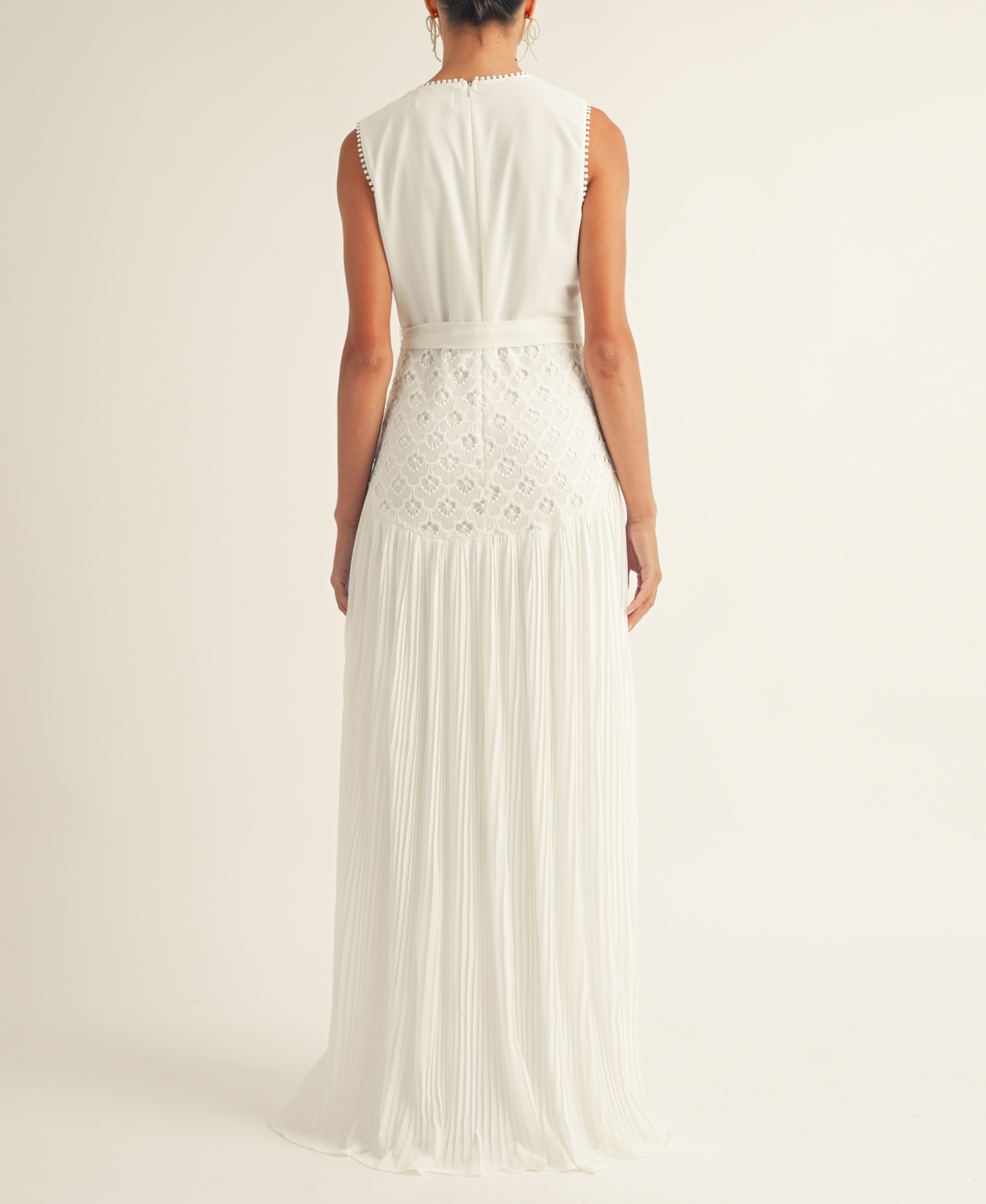 Arose Studio, Inc Women's Allison Pleated Sleeveless Dress In White