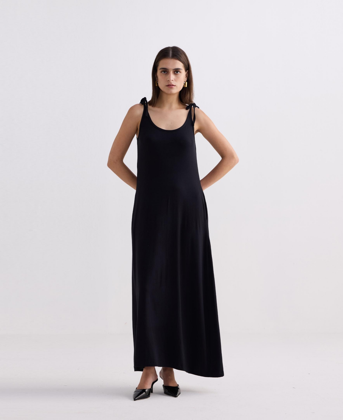 Women's Tie-Detail Maxi Dress - Black