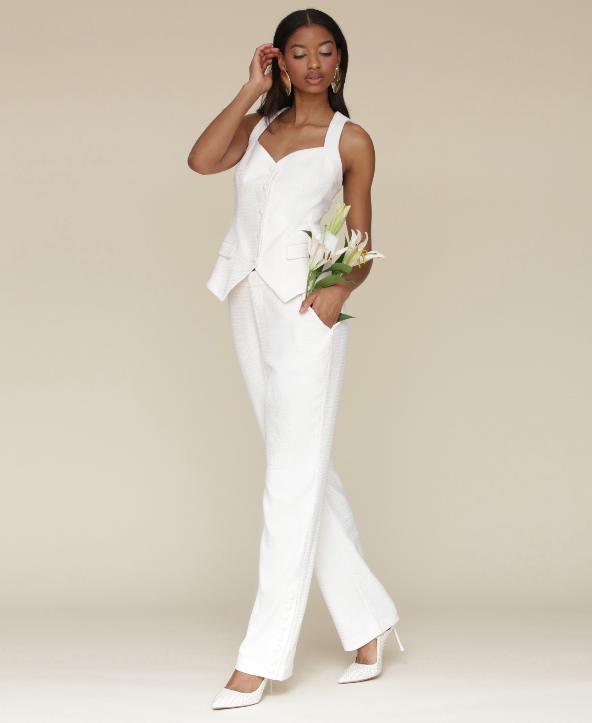 Shop Avec Les Filles Women's Side-button Full-length Trousers In Off White