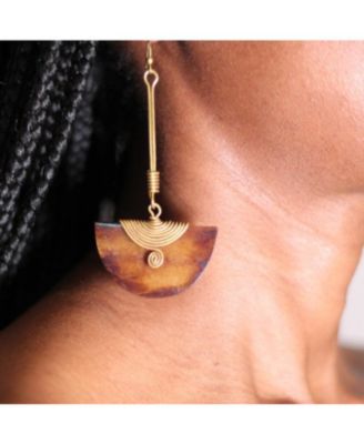 Pinduli Handmade Brass & Wood Drop Earrings – Elegant Statement Design
