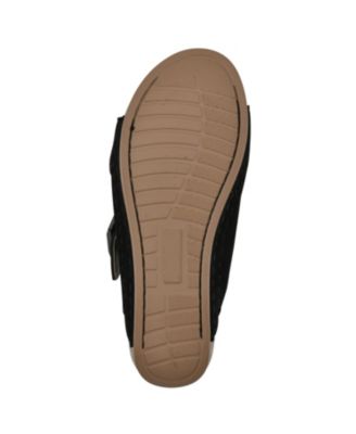 Women's Fearful Slip-On Wedge Sandals