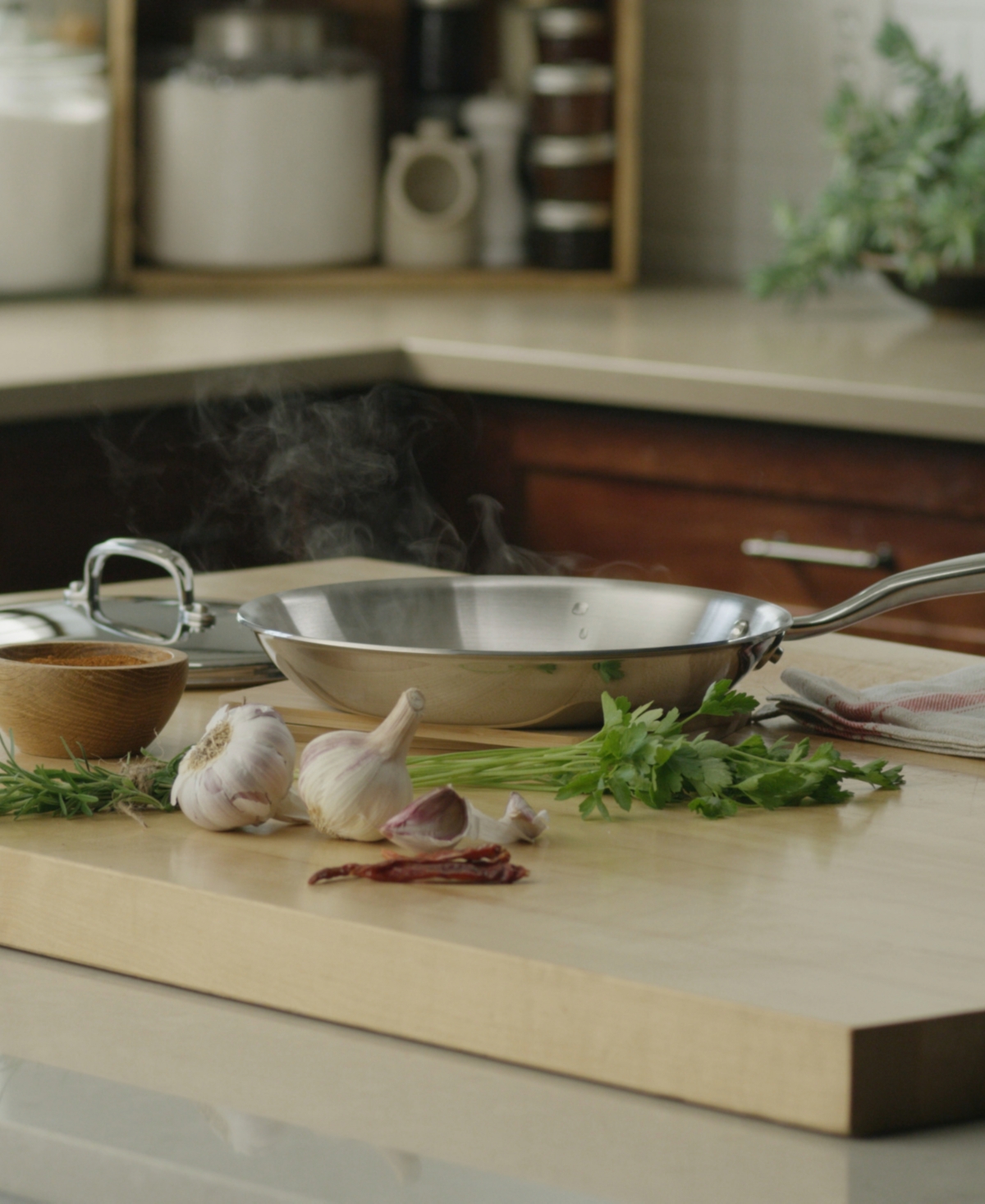 Heritage Steel Titanium Series Fully Cladded 10.5" Fry Pan With Lid In Stainless Steel