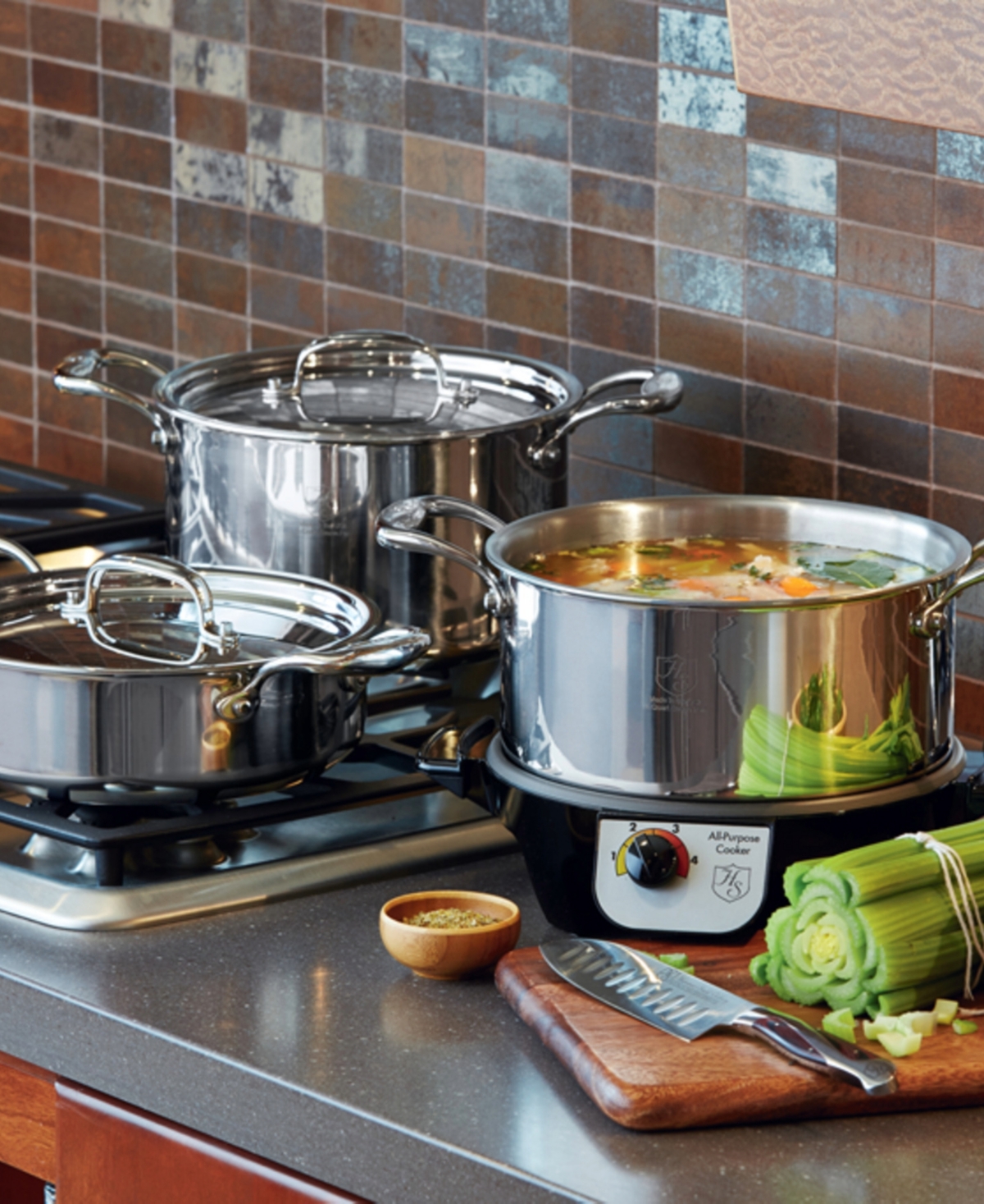 Heritage Steel Titanium Series Fully Cladded 4-quart Sauce Pot With Lid In Stainless Steel