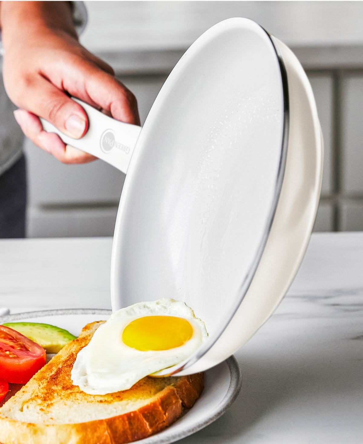 Greenpan Dover Ceramic Nonstick 2-piece Frypan Set In Cream