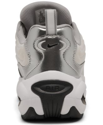 【NIKE】 Air Max Portal SE llic Silver Women Amazon.com | Nike Women's Air Max Portal SE Lifestyle Shoes