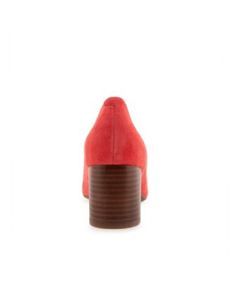 Women's Ebel Round Toe Pump Heels