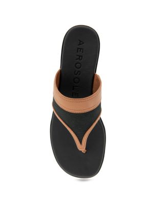 Women's Gesa Round Toe Thong Sandals