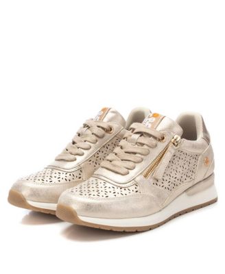 Women's Casual Sneakers Refresh Collection