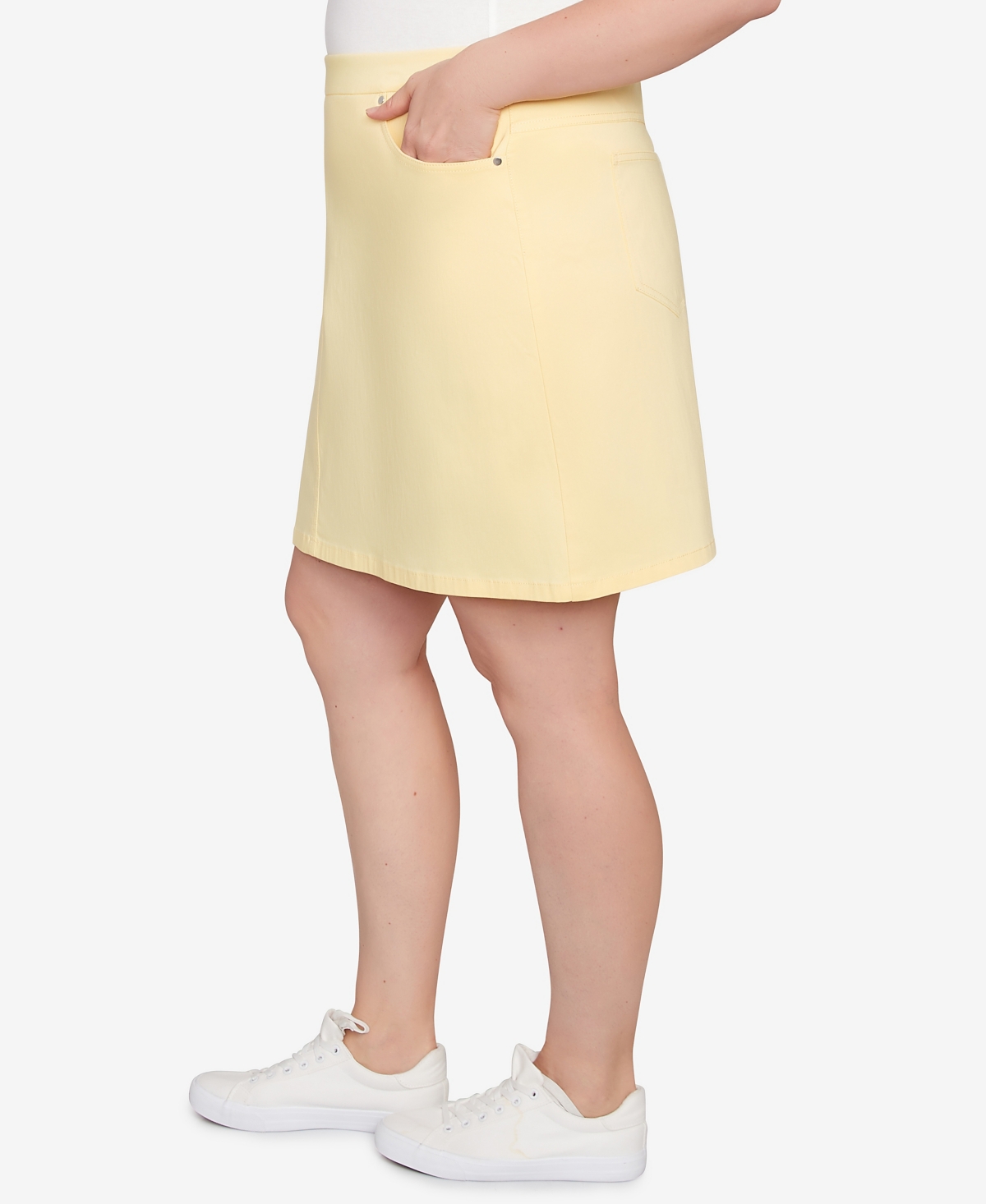 Hearts Of Palm Plus Size Making Waves Solid Tech Stretch Pull On Skort In Canary