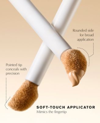 Futurist Soft Touch Brightening Skincealer Concealer with Vitamin C