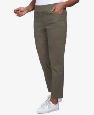 Women's Super Stretch Mid- Rise Average Length Denim Pant