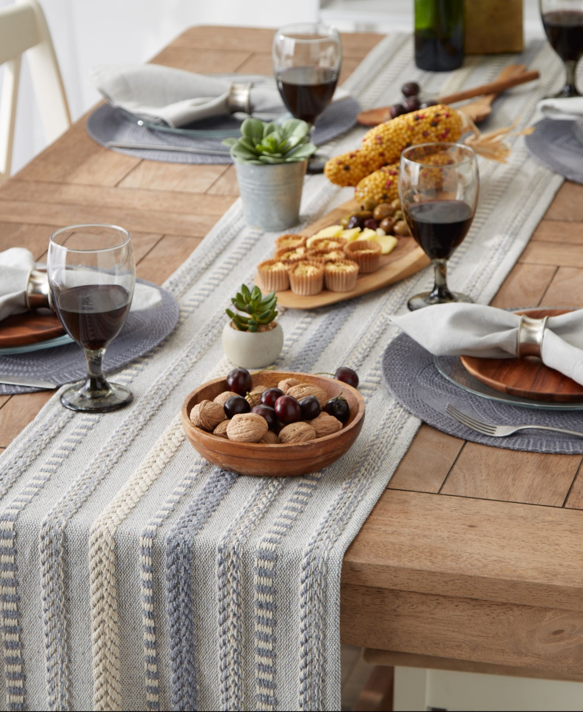 Design Imports Braided Stripe Jacquard Fringe Table Runner, 15" X 108" In Cool Gray