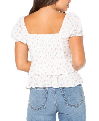 Juniors' Tiered Puff-Sleeve Top