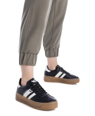 Women's Casual Sneakers By XTI