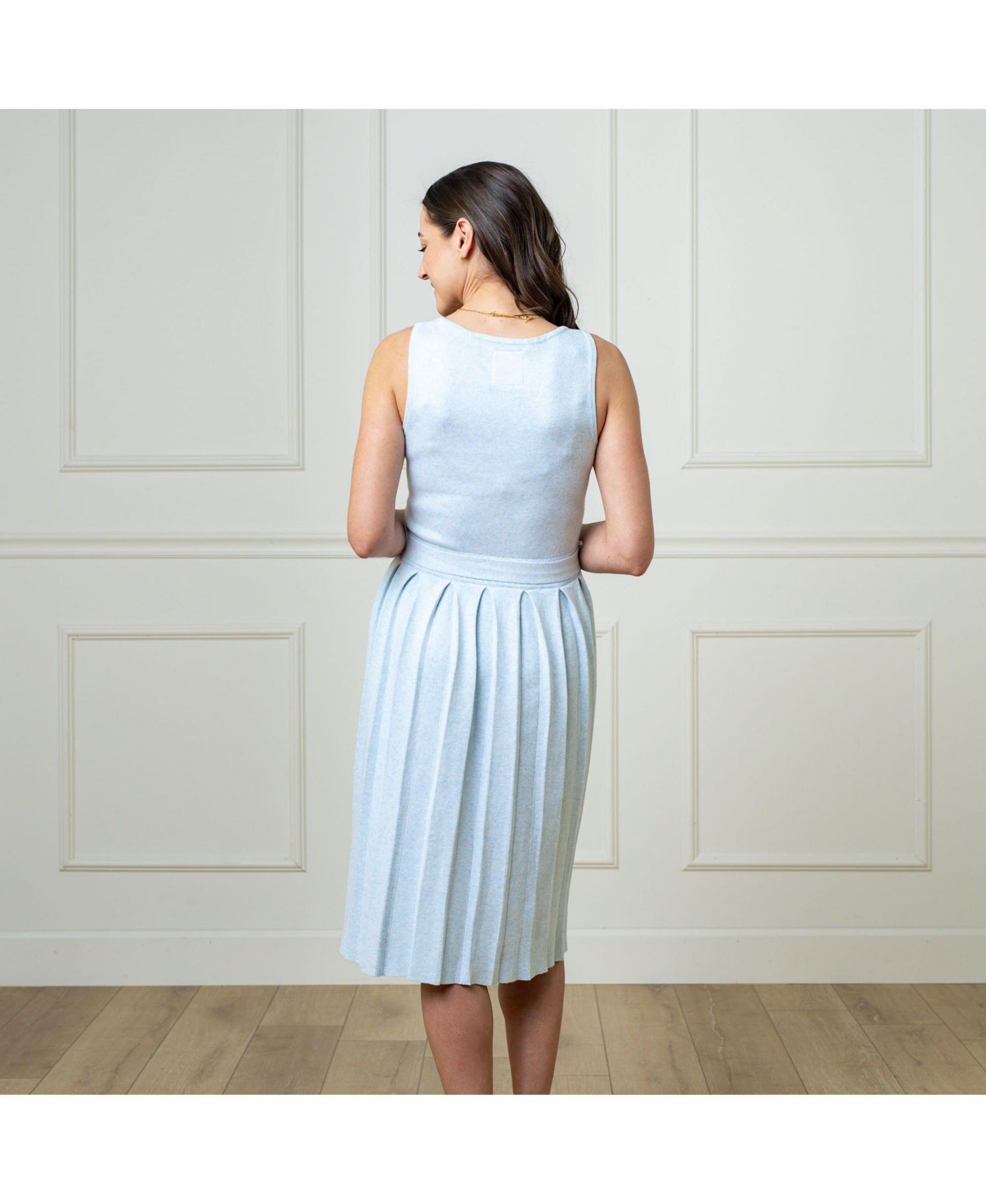 Women's Hope and Henry Organic Sleeveless Pleated Sweater Knit Midi Dress