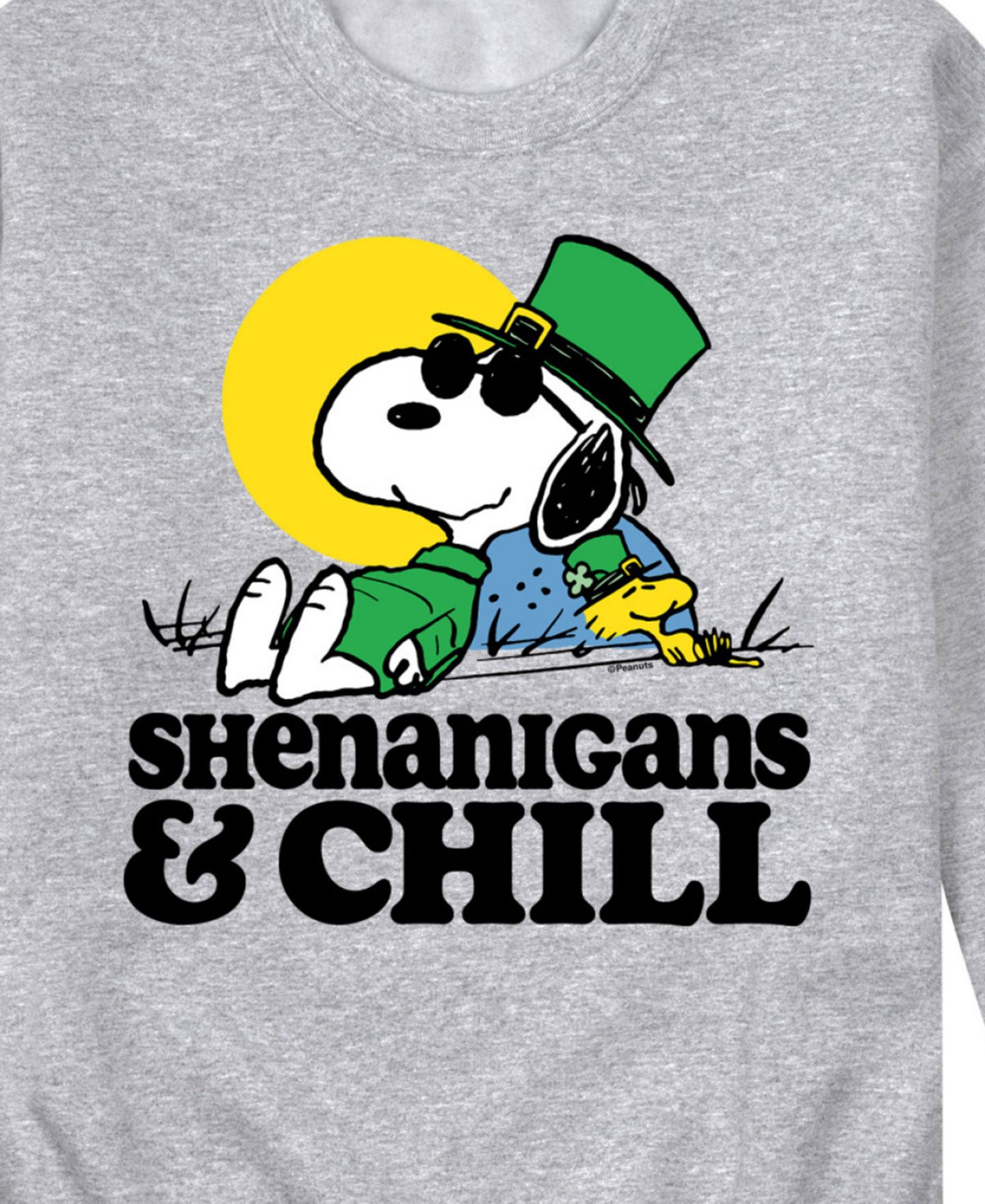 Мужской топ AIRWAVES Peanuts St Patrick's Day Shenanigans Chill Long Sleeve Fleece, цвет: Серый — фото 2