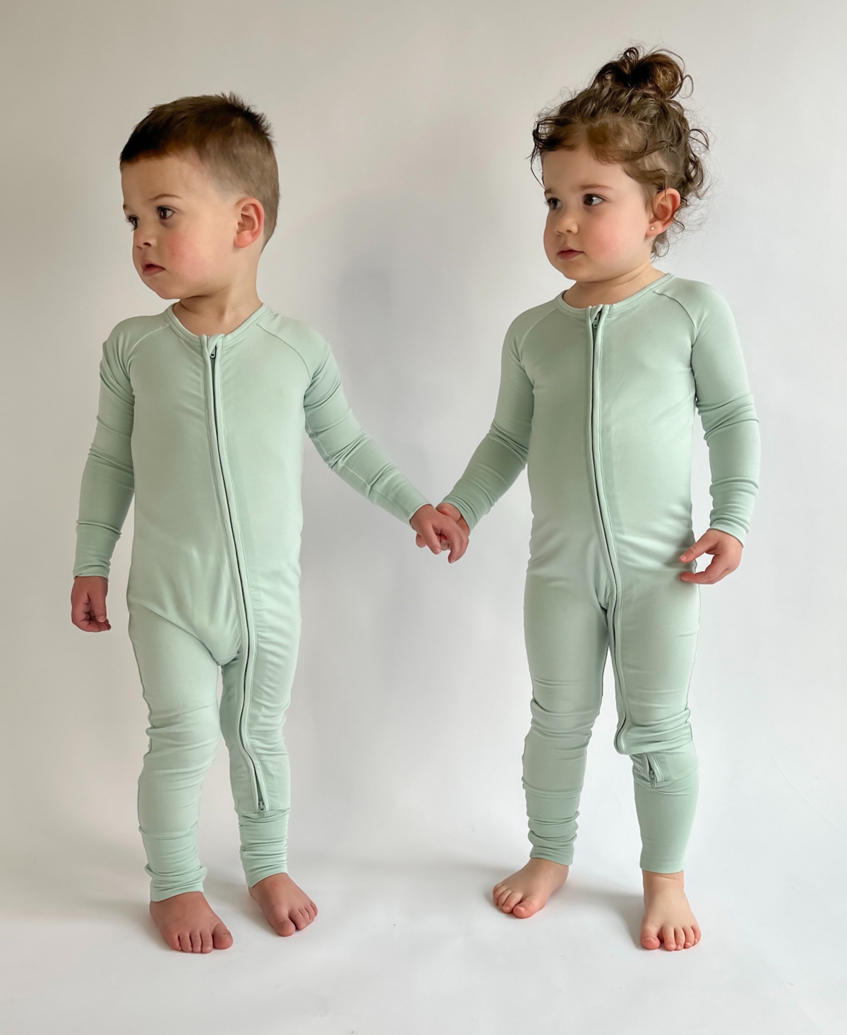 Tiny Knot Co. Baby Boys And Girls Convertible 2 Way Zippered Footed Coverall In Hazy