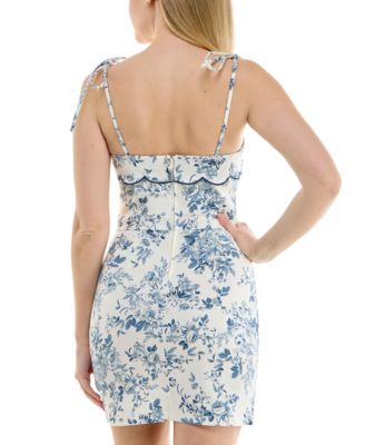 Juniors' Scallop-Trim Bodycon Mini Dress