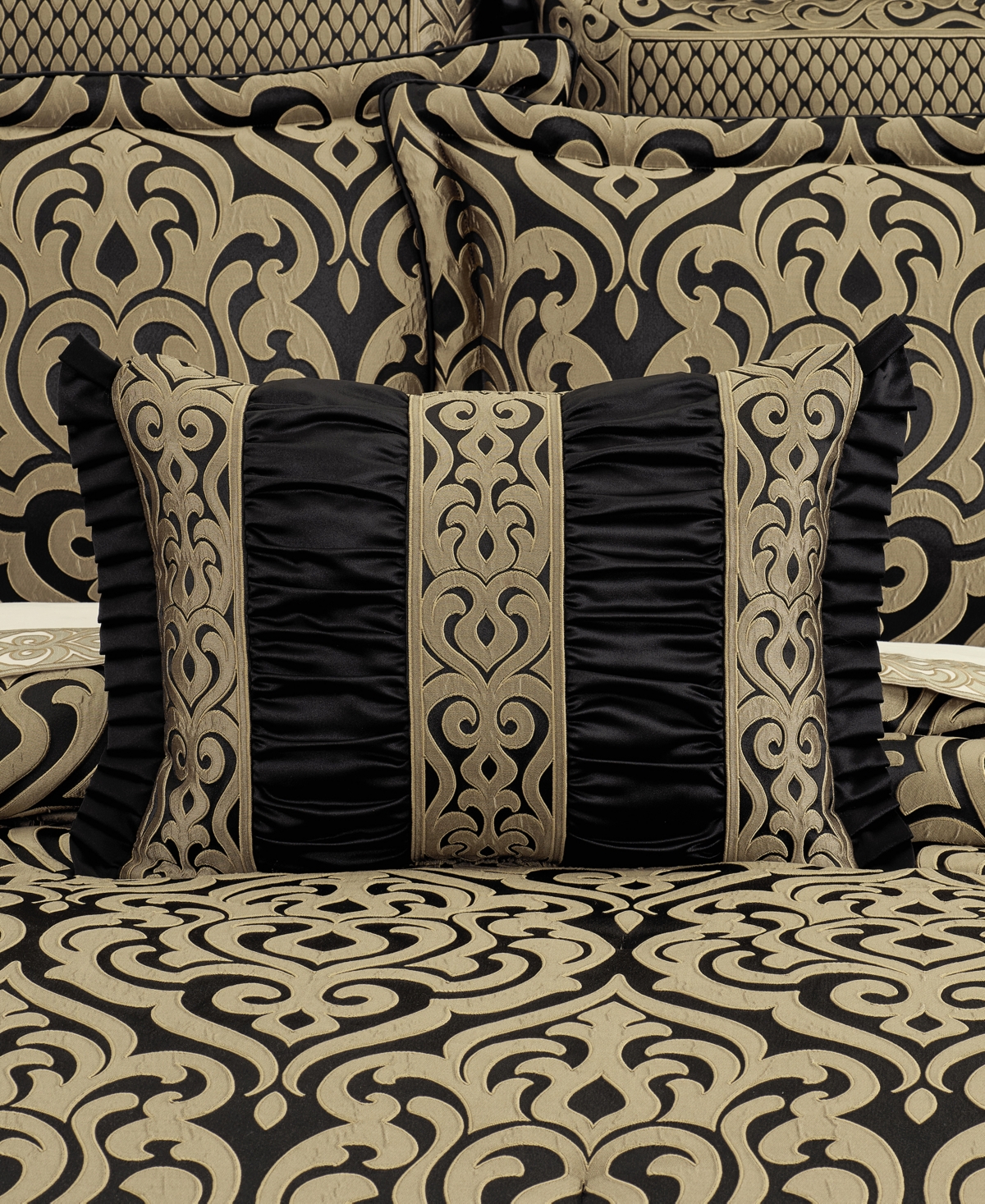 J Queen New York Bolero Boudoir Decorative Pillow, 15" X 20" In Black