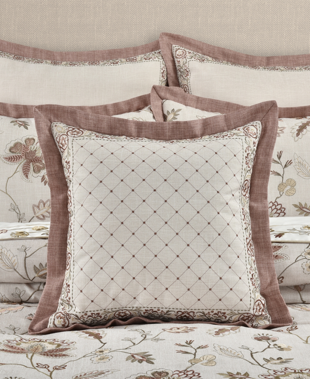 J Queen New York Santa Rosa Decorative Pillow, 18" X 18" In Linen