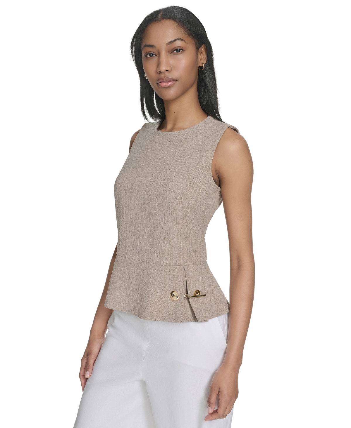 HALSTON WOMEN'S SLEEVELESS SIDE-PLEAT PEPLUM TOP 