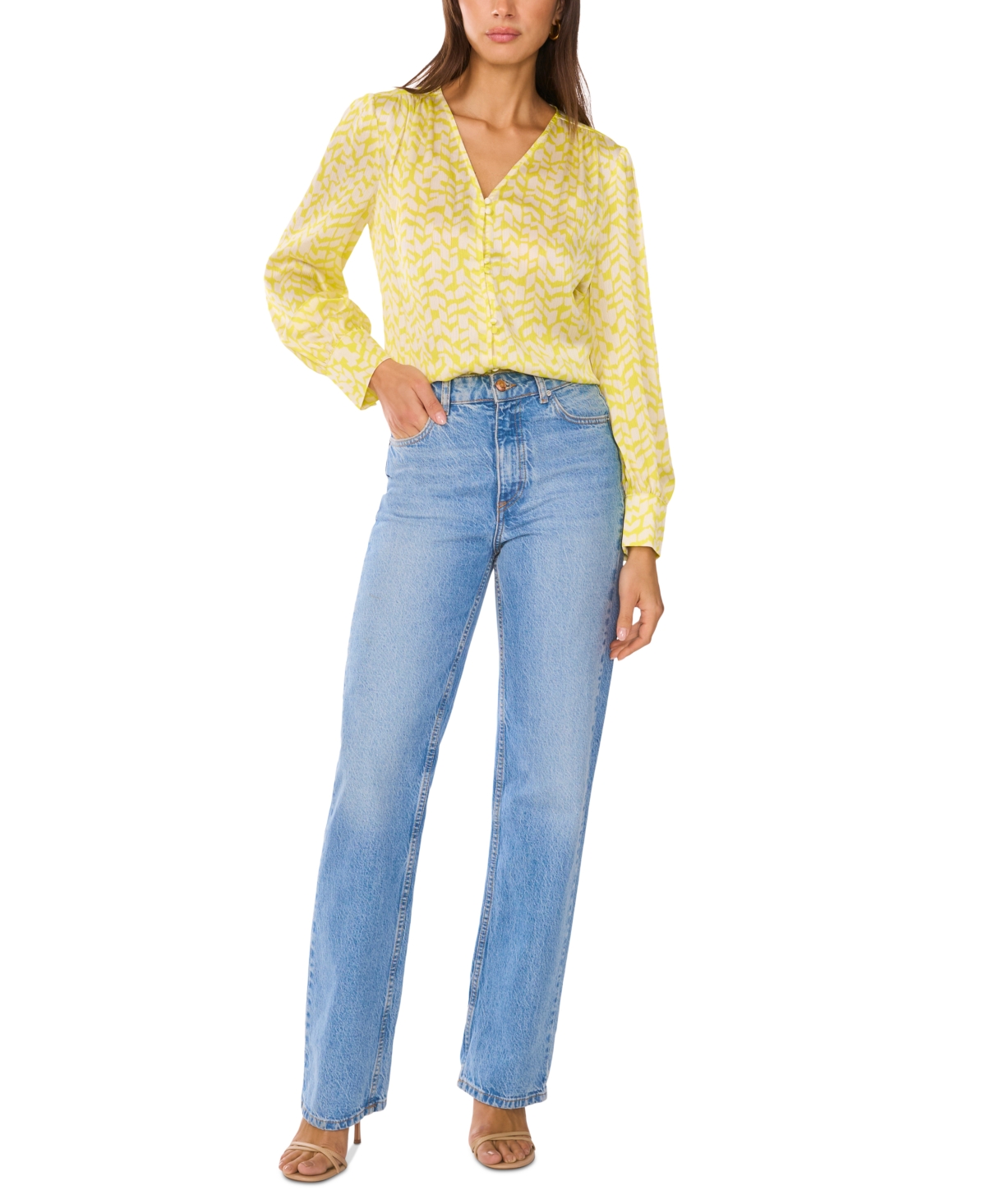 VINCE CAMUTO WOMEN'S ABSTRACT-PRINT V-NECK TOP 