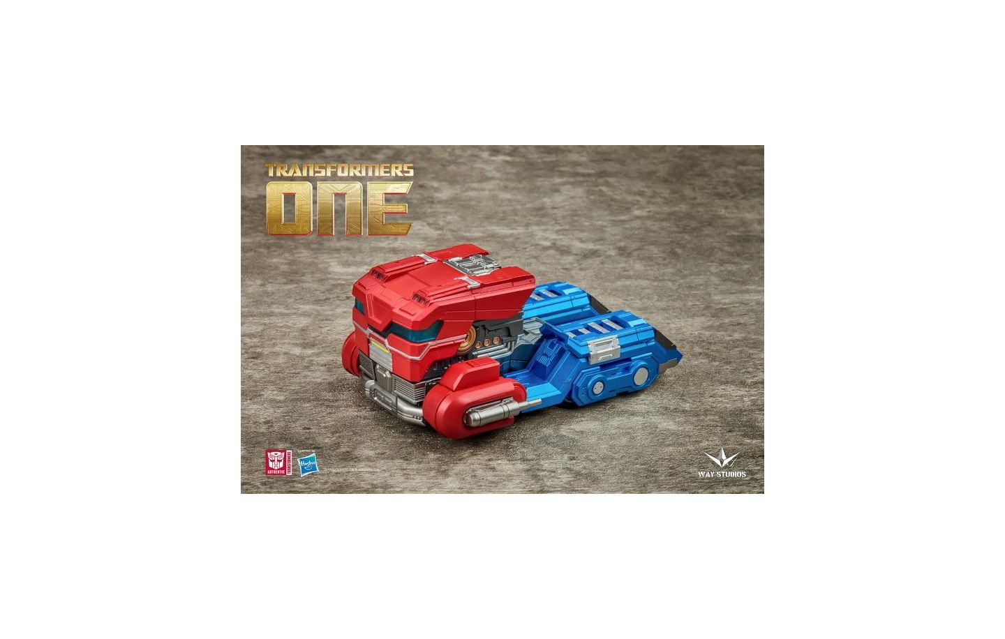 Детские фигурки Transformers Optimus Prime Truck Mode Moveable-Tires Statue, 14 Years & Up — фото 1
