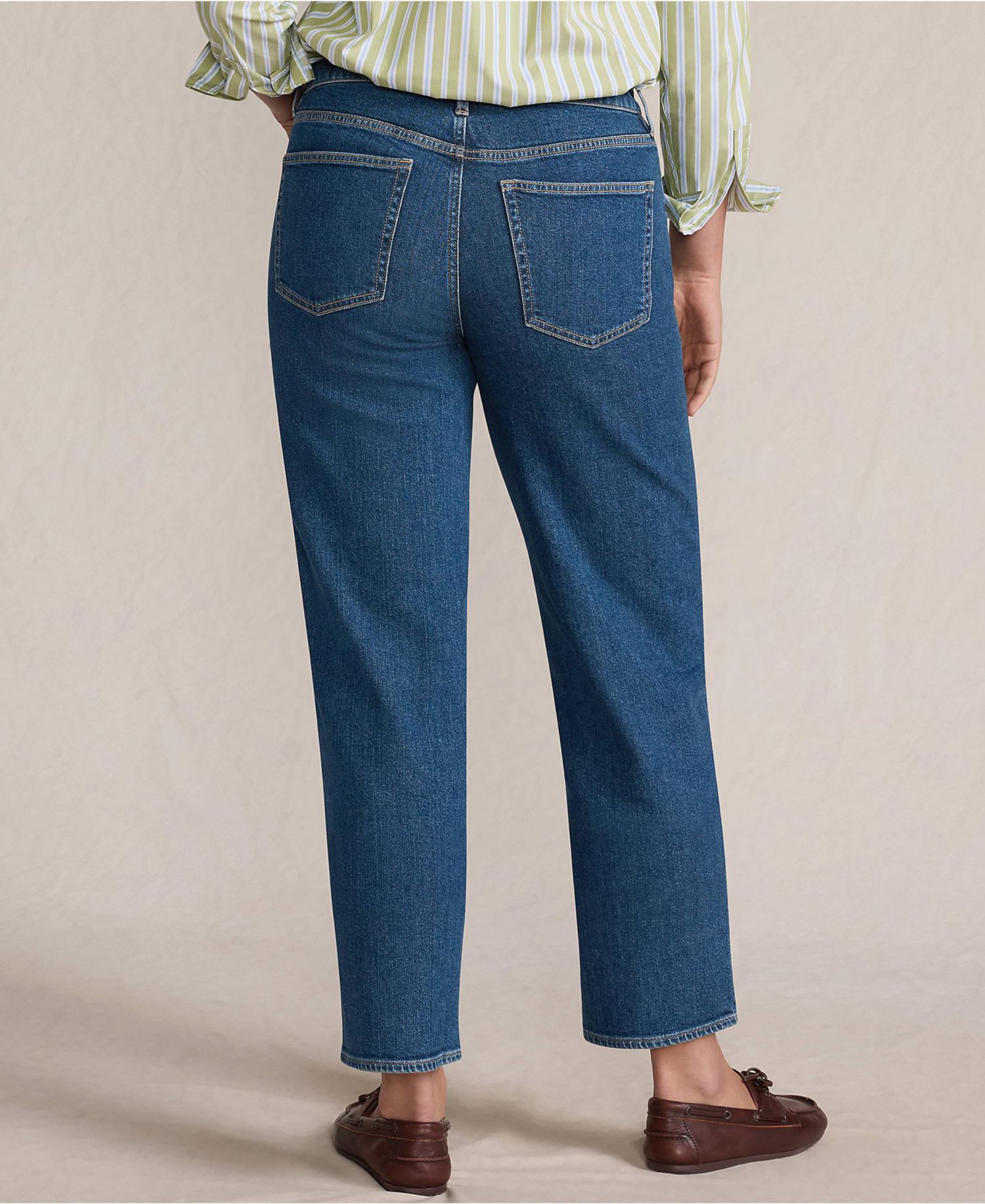 Women's Soft Denim Mid Rise Relaxed Straight Crop Jeans