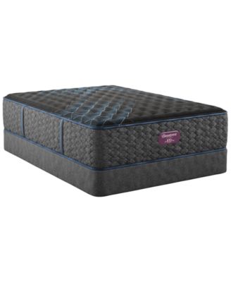 World Class Level Four 15" Medium Tight Top Mattress - King