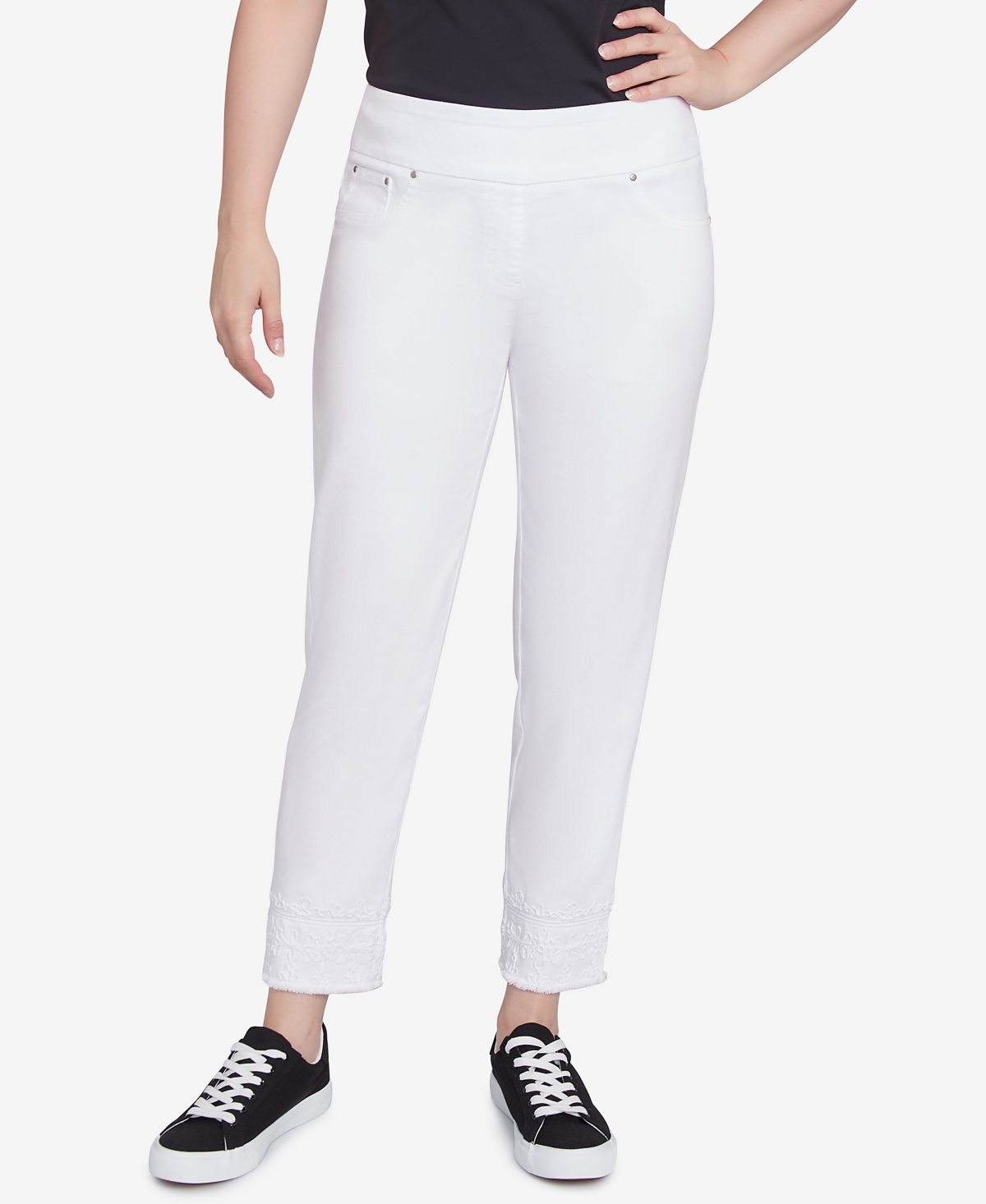 Petite Embroidered Extra Stretch White Denim Pants - White
