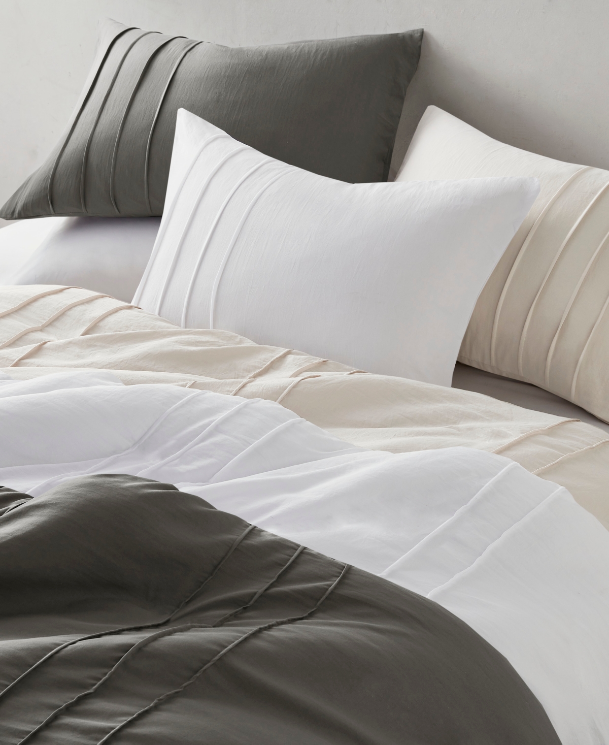 510 Design Porter Pleated 3-pc. Duvet Cover Set, California King In Gray