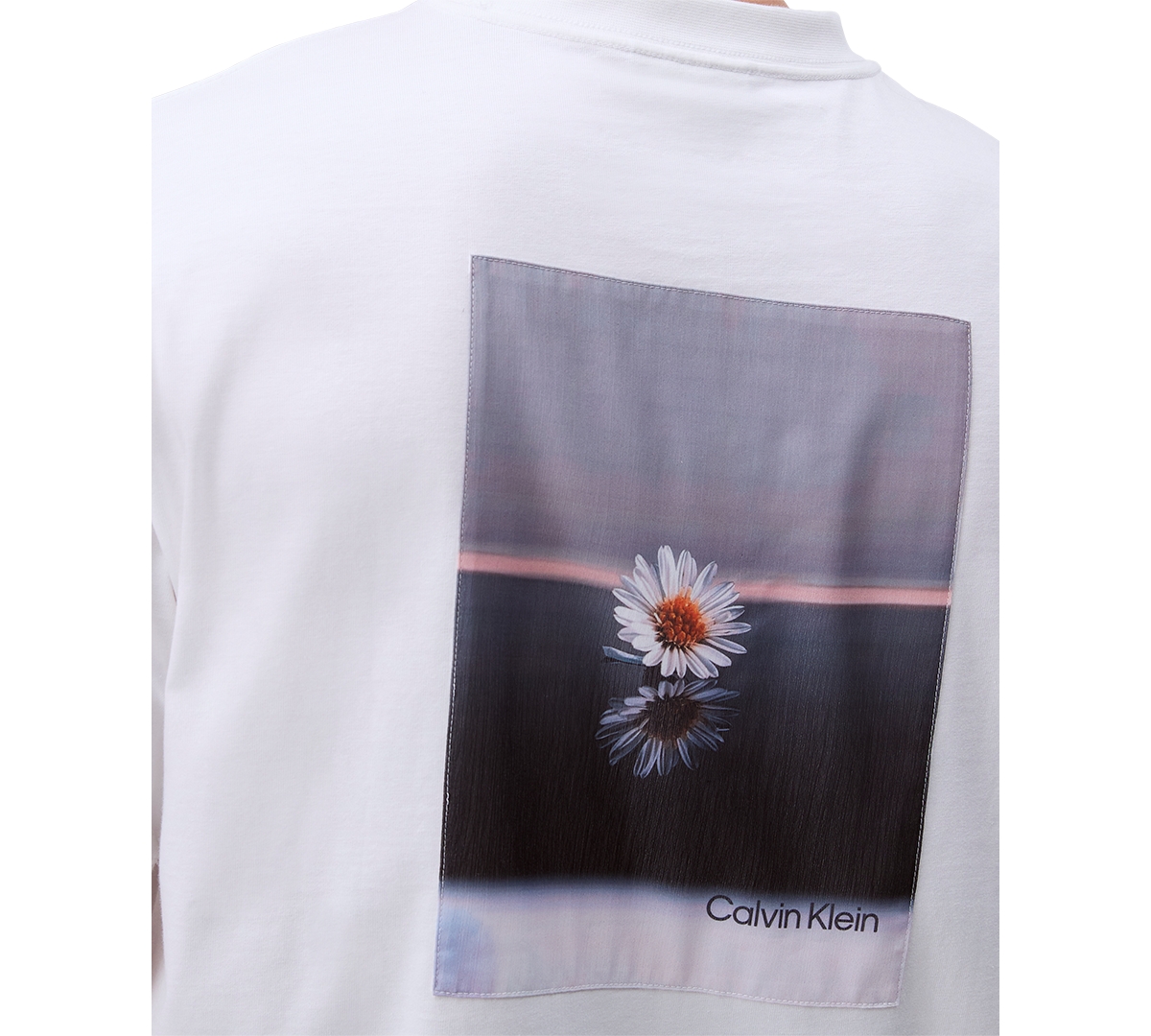 Calvin Klein Men's Relaxed Fit Short Sleeve Flower Applique Crewneck T-shirt In Brilliant White