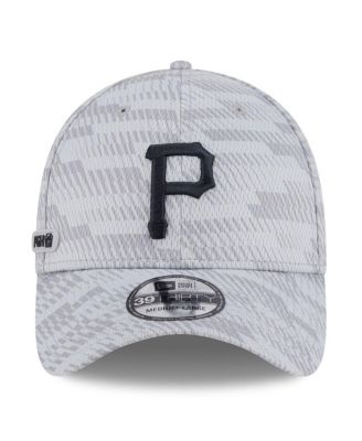 Men's Gray Pittsburgh Pirates 2025 MLB Clubhouse 39THIRTY Flex Hat