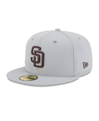 New Era - Men's Gray San Diego Padres 2025 MLB Clubhouse 59FIFTY Fitted Hat