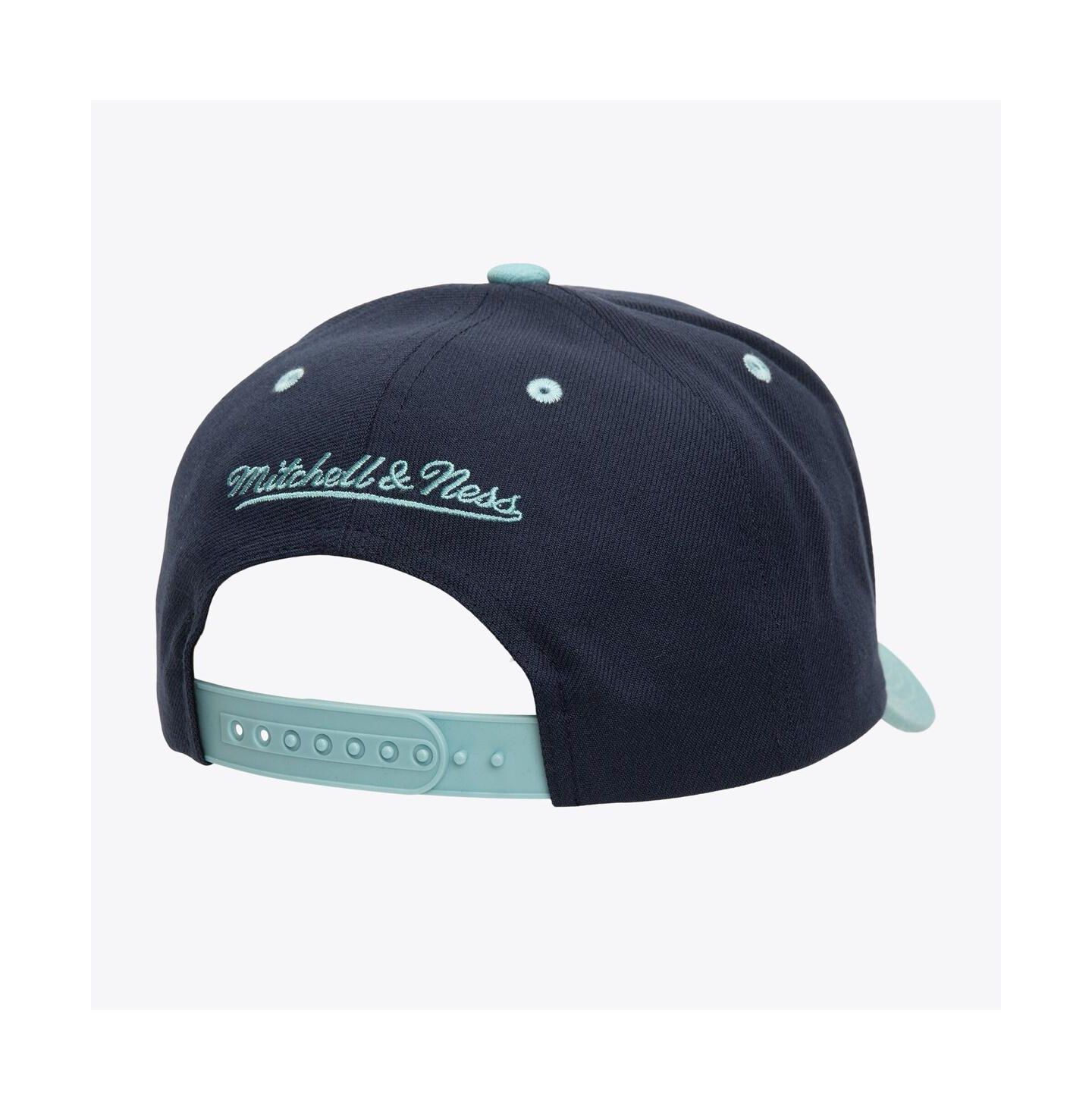 Мужская кепка Mitchell & Ness Black Seattle Kraken All In 2.0 Pro Crown Adjustable Hat — фото 3