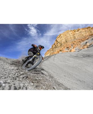 RF 16-28mm f/2.8 IS STM Lens