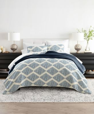 Distressed Diamond Reversible 3-Pc. Lightweight Quilt Set, Full/Queen