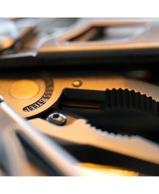 90mm f/2.8 Di III VXD Macro Lens for Sony E