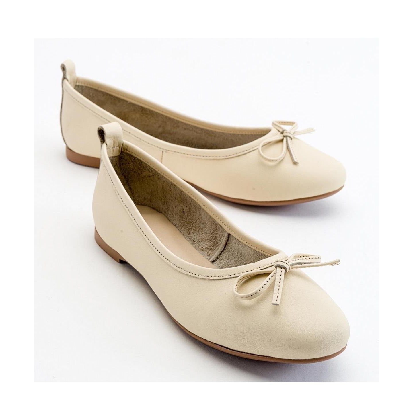 Женские кожаные балетки Forever & Always Shoes Florence, цвет: Бежевый кожаный — фото 1
