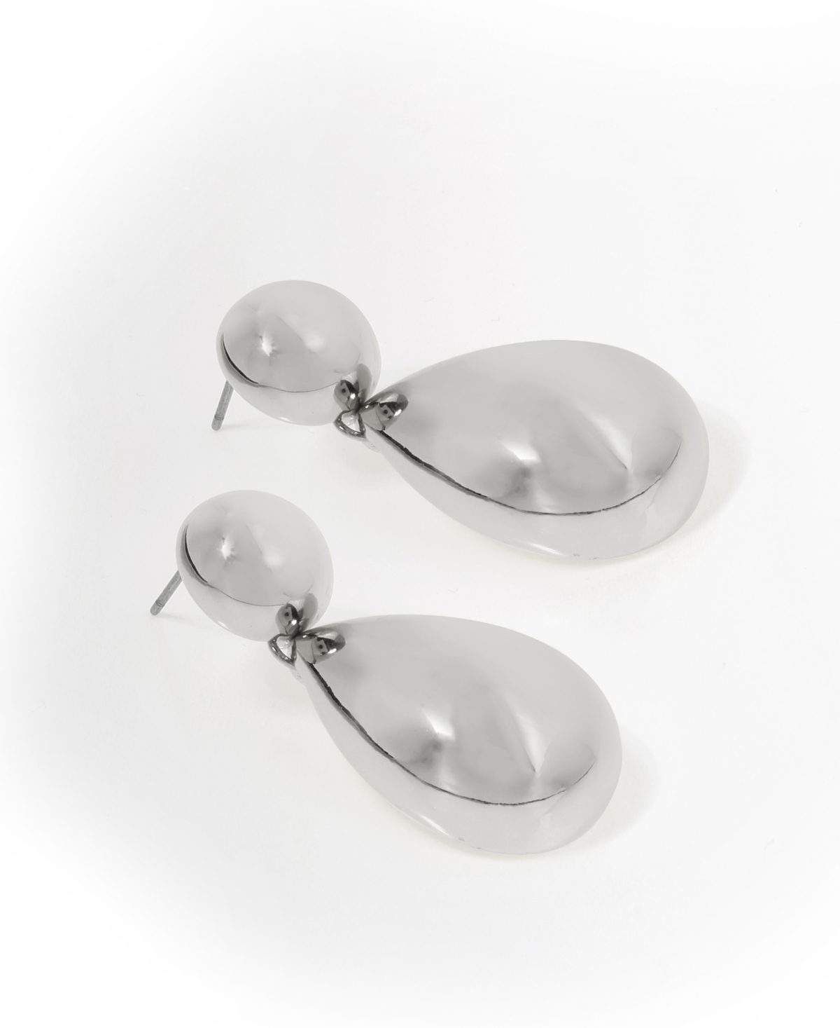 Steve Madden Dangling Sculpted Puffy Teardrop Earrings In Rhodium